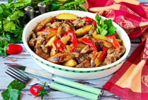 Свинина, запеченная с овощами 1/150 гр