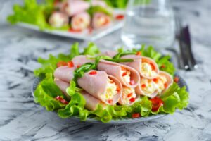 Рулетики из ветчины 1/150 гр